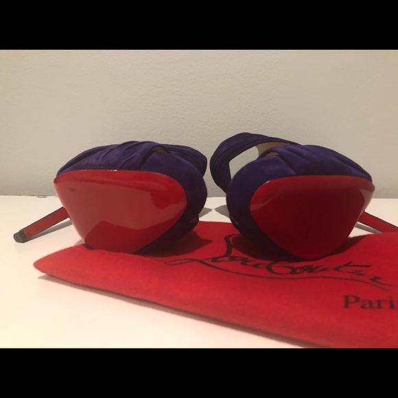 NEVER WORN CHRISTIAN LOUBOUTINS - SIZE 39 - Picture 4 of 5